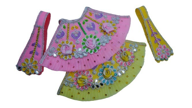 SANATAN  Ganesh, laxmi, ji fancy  poshak medium